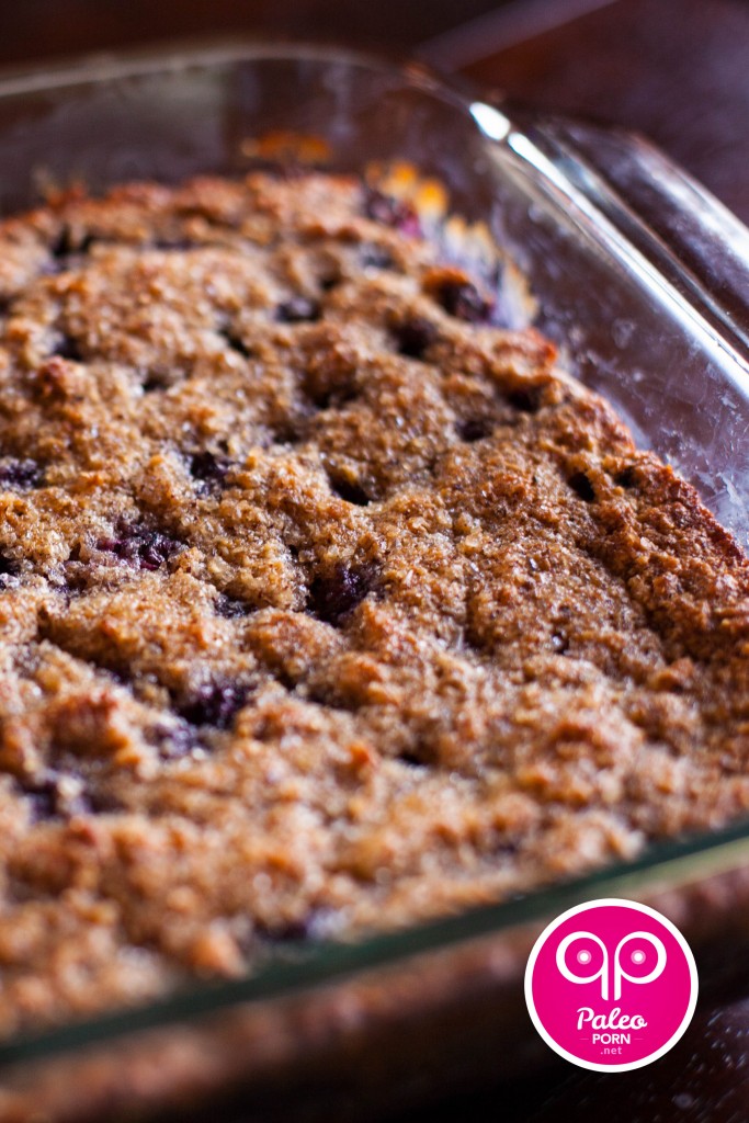 Primal Blueberry-Hazelnut Breakfast Cake Crumble