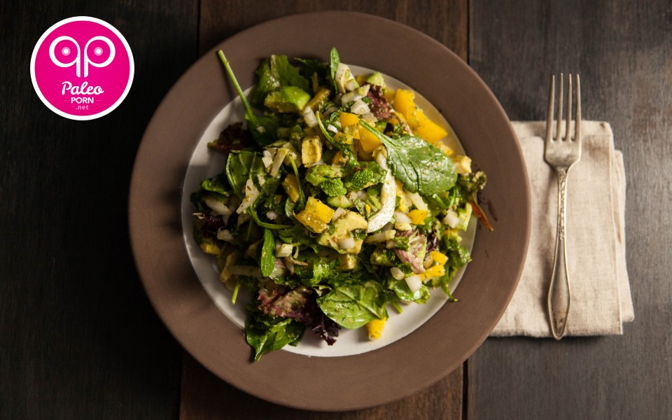 Paleo Recipe Baby Kale-Rocket Salad with Fennel