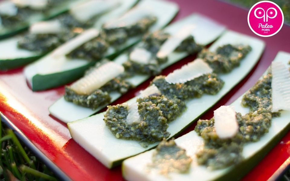 Paleo Pesto Zucchini