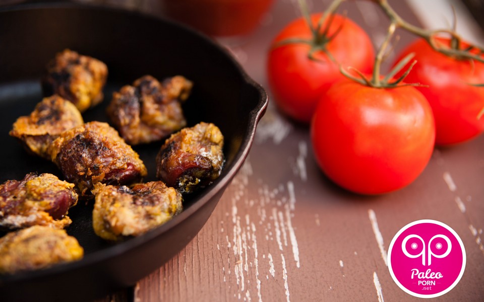Paleo Recipe Crispy Curry Duck Gizzards with Spicy Paleo Marinara Sauce