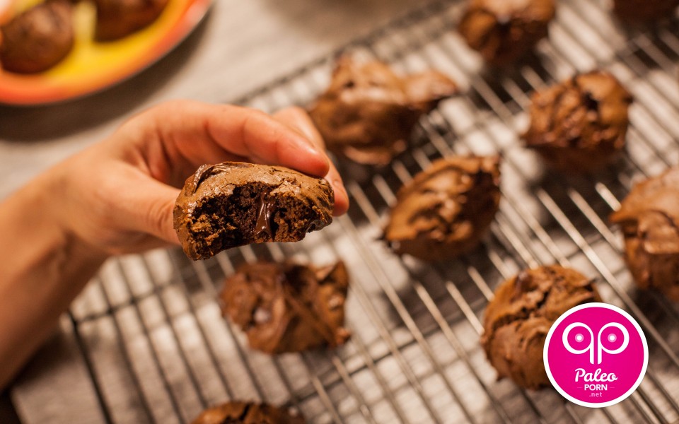 Paleo Recipe Chocolate No-Peanut-Butter Paleo Cookies