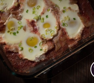 Paleo Recipe Paleo Baked Eggs in Tomatoes